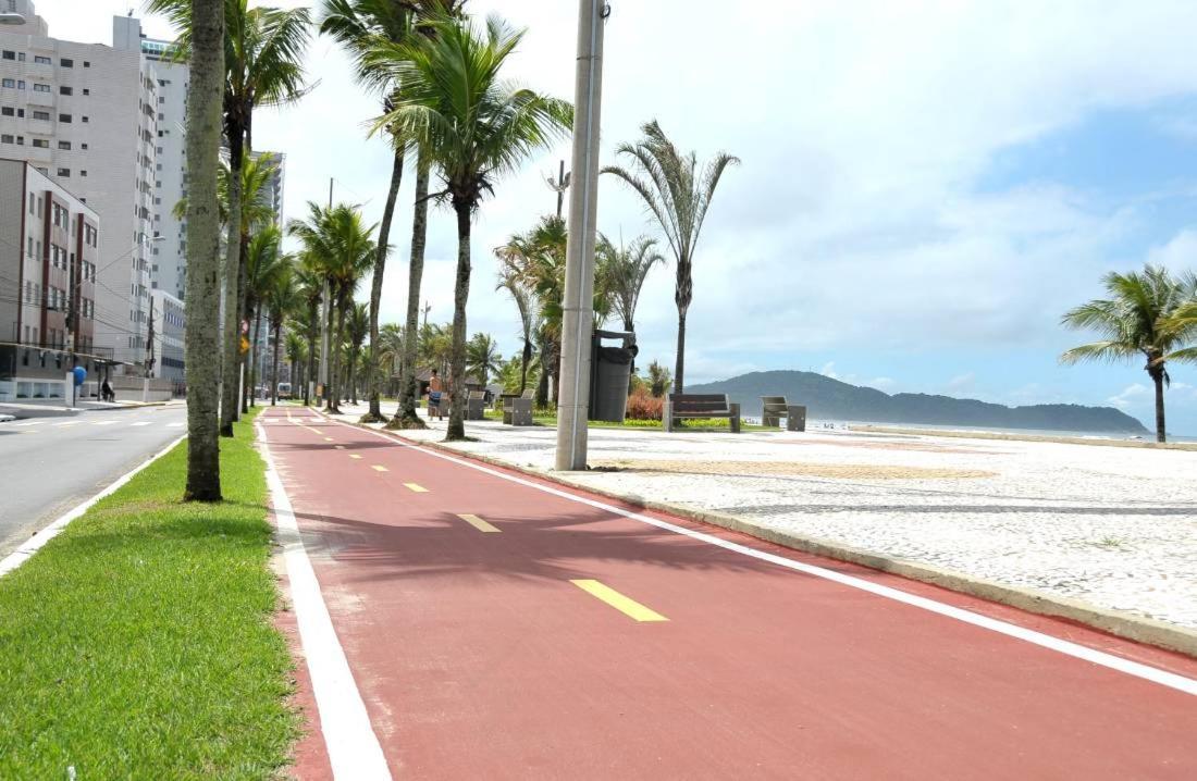 Praia Grande -Ocian Rio D'Ouro Ape 70Mt Do Mar Ngoại thất bức ảnh